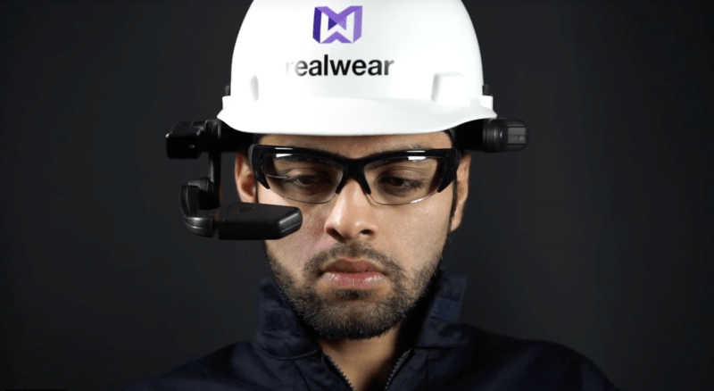 content_High_Res_worker_hero_shot_with_HMT-1_glancing_down_command_and_control